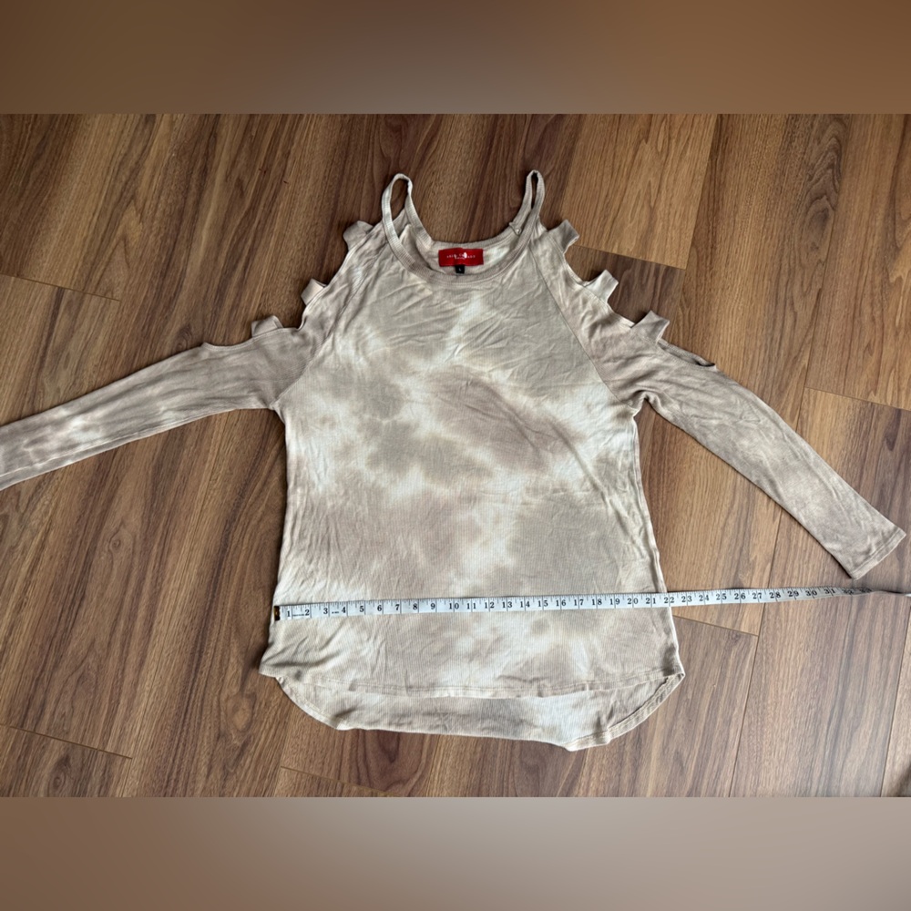 Y2K Beige Dye Designer Long Sleeve w cut outs- Red Label Akira Chicago- Large - Picture 9 of 10